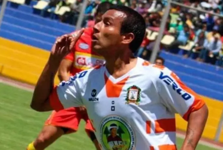 Balean a ex futbolista a Henry Colán