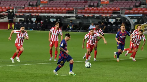 Messi anotó el gol 700, pero el Barcelona no pudo ante el Atlético de Madrid