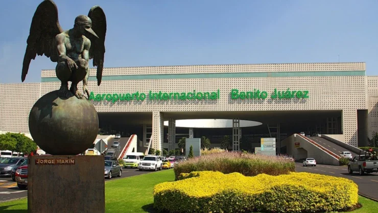 aicm-aeropuerto-pasajero-paro-cardiaco