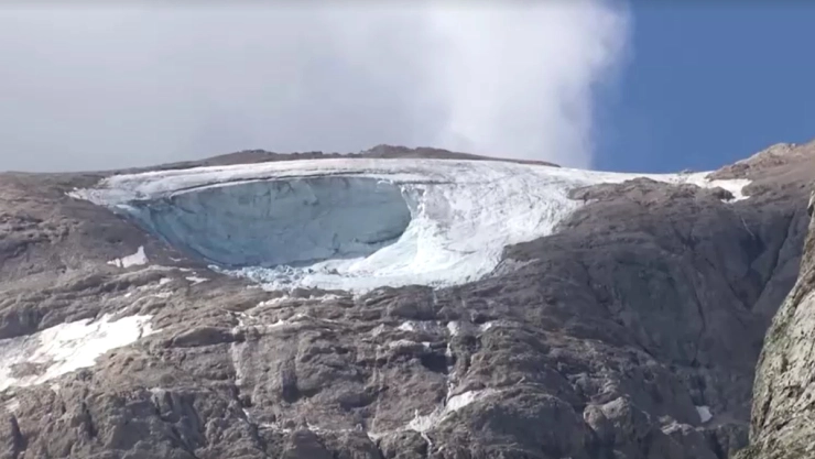 derrumbe glaciar desaparecidos