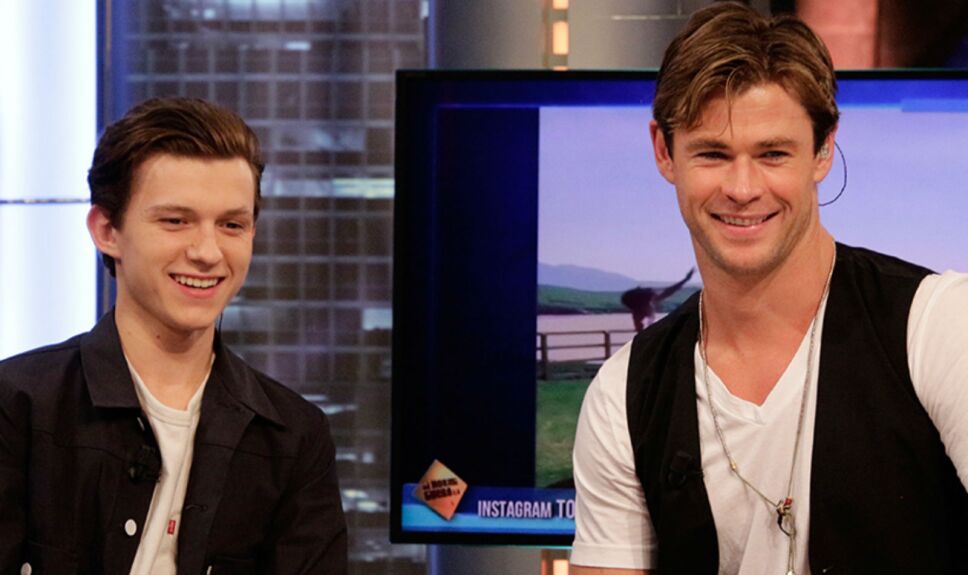 Tom Holland y Chris Hemsworth en El Hormiguero