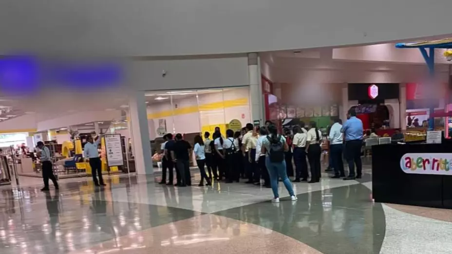 ¿Qué sabemos del presunto incendio en una plaza comercial del oriente de Mérida