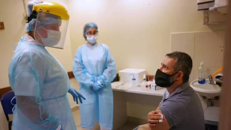 rusia vacuna inmunidad 13 anos.jpg