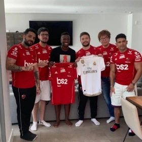 Vinicius Jr. con Flamengo esports