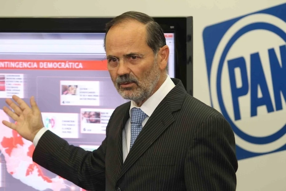 El presidente del PAN Gustavo Madero, convocó a sesión extraordinaria el próximo martes