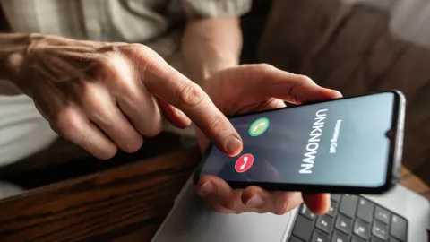 Con Inteligencia Artificial simulan voces para estafar