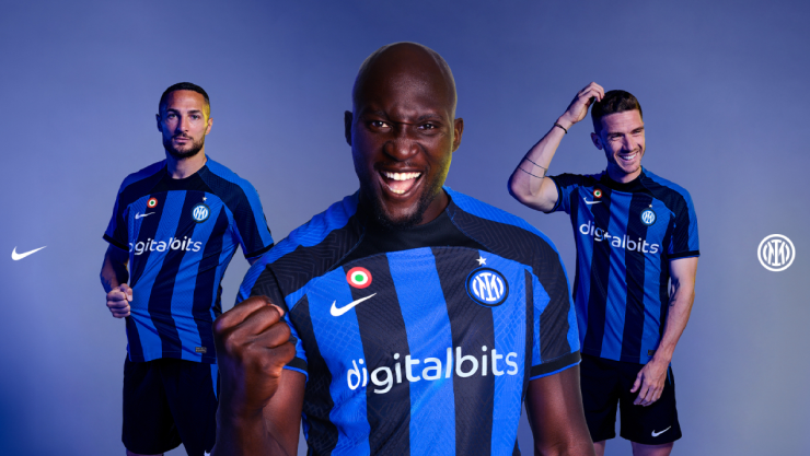 Inter de Milán presenta su nueva camiseta para la temporada 2022-23
