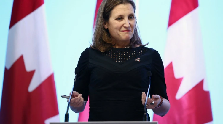 Chrystia Freeland aplaude decisión de Trump