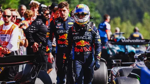 Max Verstappen y Checo Pérez