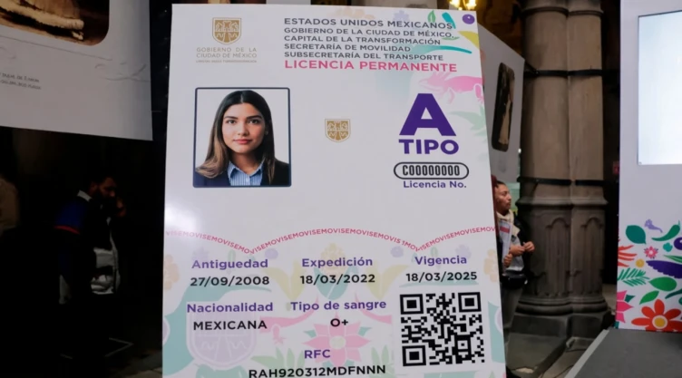 Licencia permanente ¿De cuántas preguntas consta el examen y cuántas debes acertar para no reprobar?
