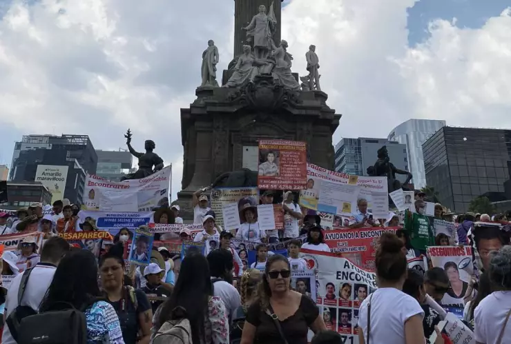 Marcha de madres buscadoras en CDMX
