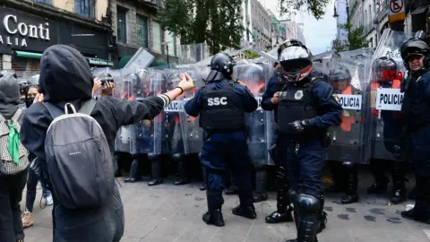 Ayotzinapa 43 normalistas marcha 2022