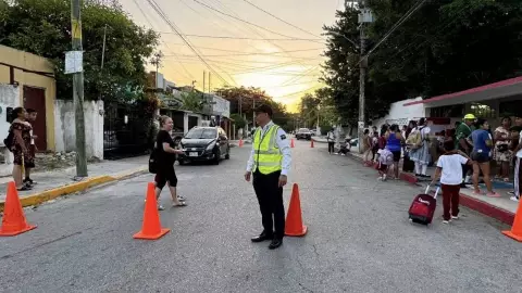 Implementan operativos en las zonas escolares de Cancún por el regreso a clases