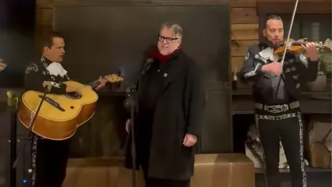 Guillermo del Toro canta mariachi en Sundance 2026 y se roba el corazón de todos
