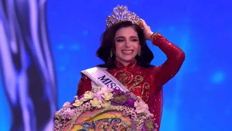 Fátima Bosch se coronó como la nueva Miss Universo 2025