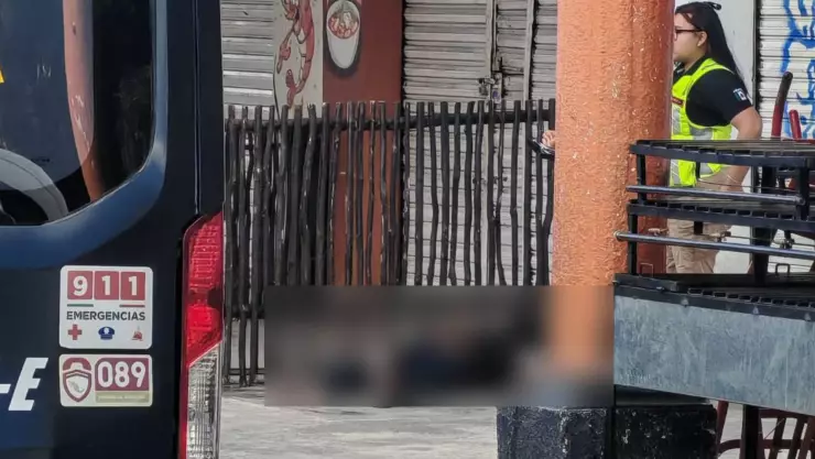 Hallan hombre sin vida en la vía pública en Playa del Carmen; esto se sabe