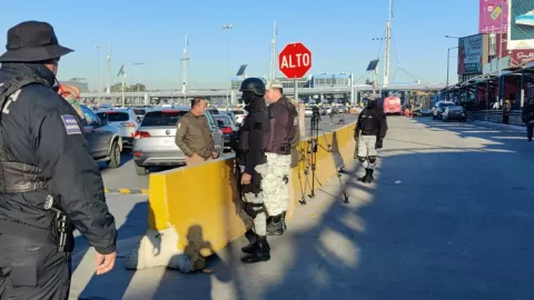 Autoridades mexicanas instalan filtro en la garita de San Ysidro