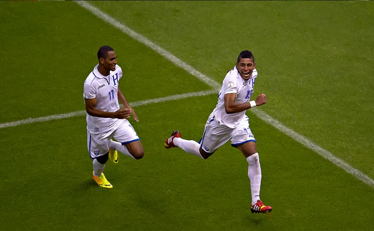 Carlo Costly