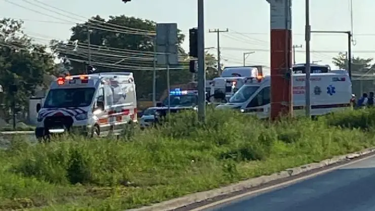 PORTADA accidente Mérida Umán galletera.jpg