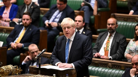 Boris Johnson renuncia como primer ministro
