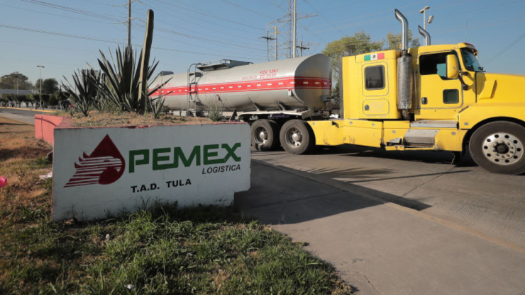 Pemex y Sindicato de Trabajadores Petroleros de la República Mexicana (STPRM) acuerdan aumento de salario