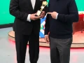 Benjamín Salinas entregó un especial reconocimiento a Jorge Garralda por estos 30 años de A Quien Corresponda.