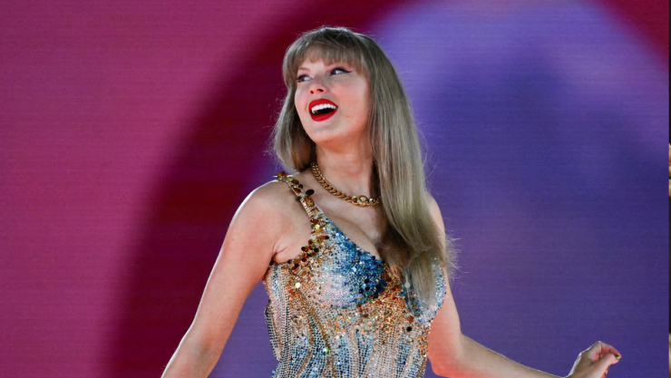 Taylor Swift en concierto.png