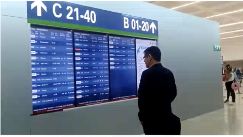 Cancelaciones de vuelos por el huracán Ian en Florida