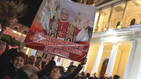 Chiclayo, Perú, celebra con alegría al Papa León XIV con multitudinaria misa en Catedral.jpg