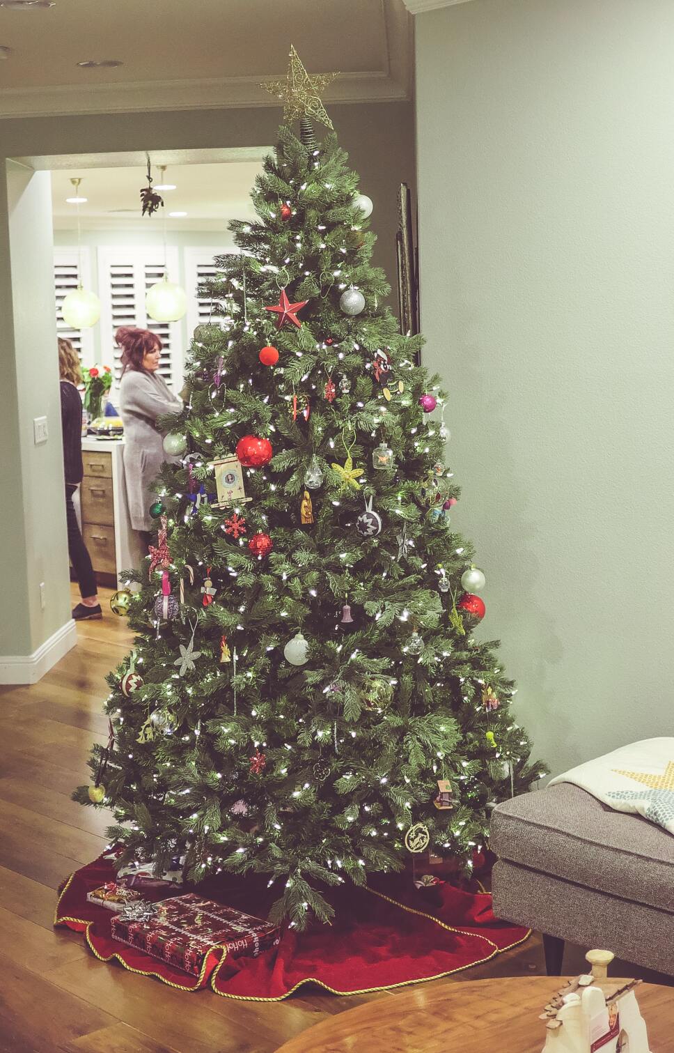 Beneficios del árbol de Navidad natural.jpg