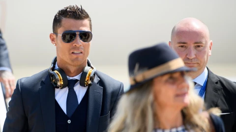 Llegada de Cristiano Ronaldo al aeropuerto