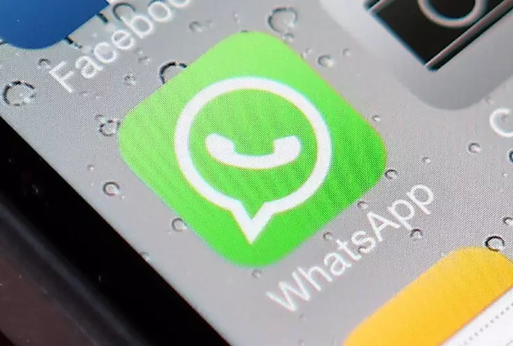 Robo de números de WhatsApp