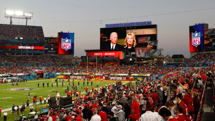 JOEBIDENsuperbowl.jpg