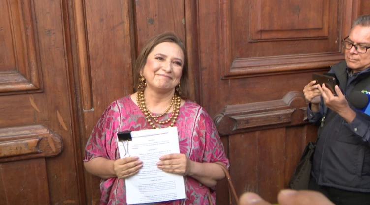 Xóchitl Gálvez llega a Palacio Nacional y le niegan el acceso a la mañanera de AMLO