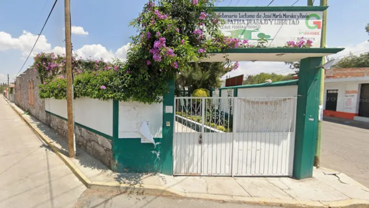 Fue al baño y ya no volvió: Niña muere al interior de una primaria