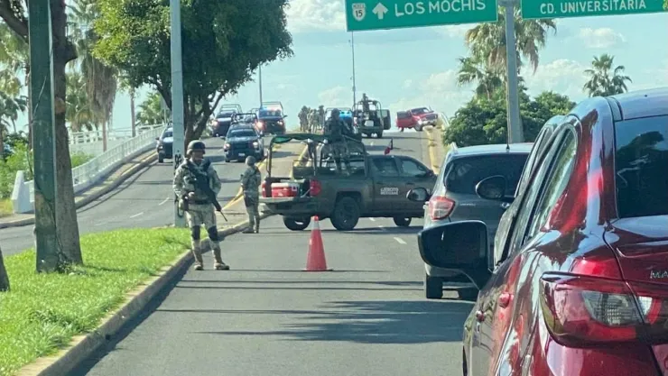 Balacera en el Distribuidor Vial Humaya en Culiacán, Sinaloa