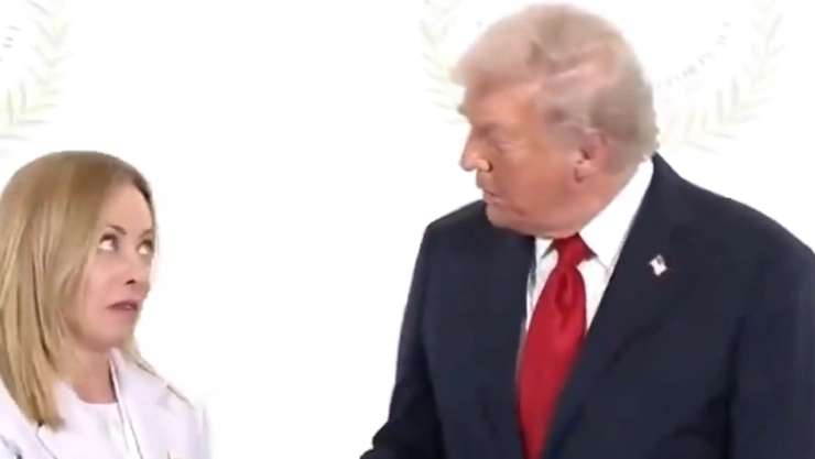 trump-y-giorgia-meloni-protagonizan-momento-incomodo-en-la-cumbre-la-otan-choque-iran