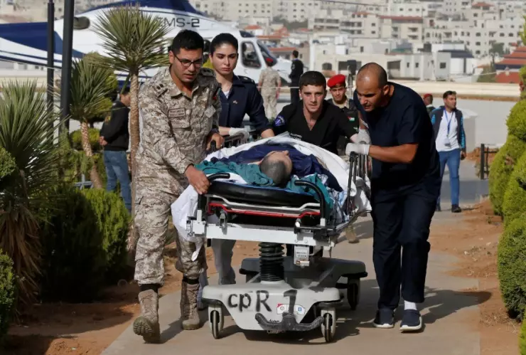 Hombre que acuchilló a 3 mexicanos en Jordania fue condenado a muerte en la horca