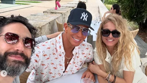 ¿Regresa Timbiriche? Fans enloquecen con la foto de Paulina Rubio y Erik Rubín juntos