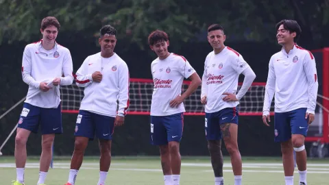Las bajas confirmadas de Chivas para el Clásico Nacional