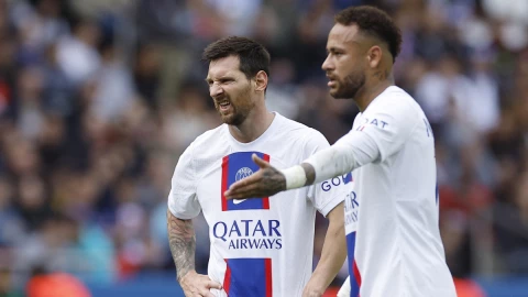 Messi y Neymar ante el Brest