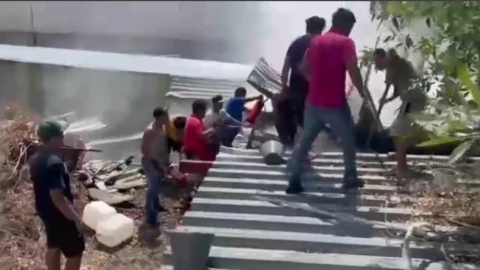 comerciantes incendio monterrey.jpg