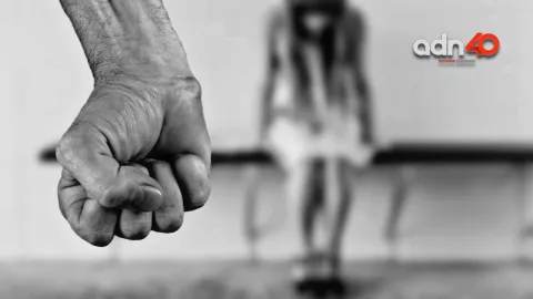 VIDEO: Captan a sujeto dando golpes y patadas a una niña en Morelos