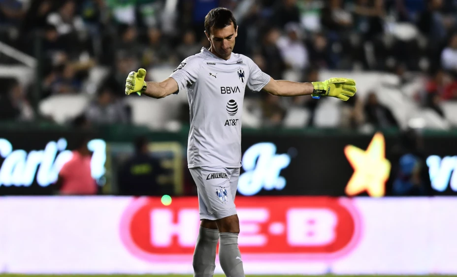 Marcelo Barovero podría salir de Rayados