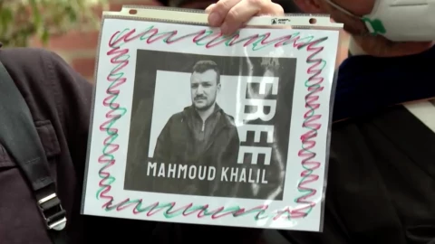 Estados Unidos busca deportar a Mahmoud Khalil, activista propalestino de Columbia.