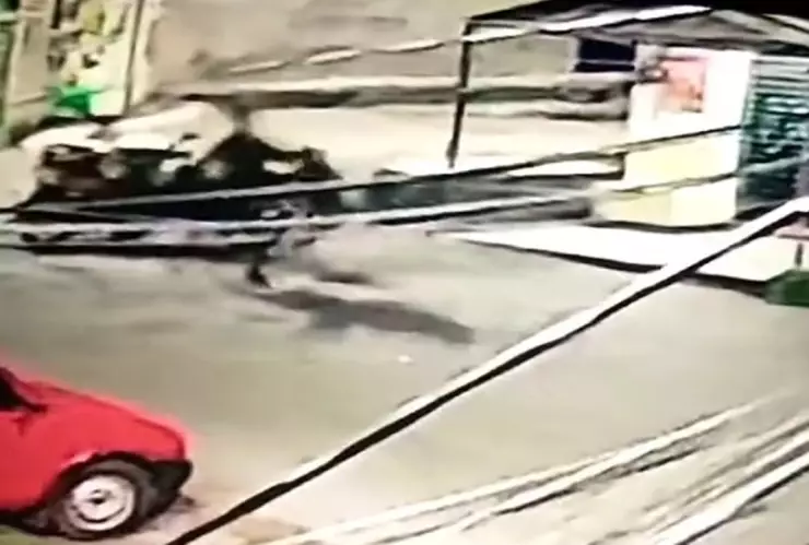 Vendedor de pan asaltó violentamente a mujer en el Estado de México