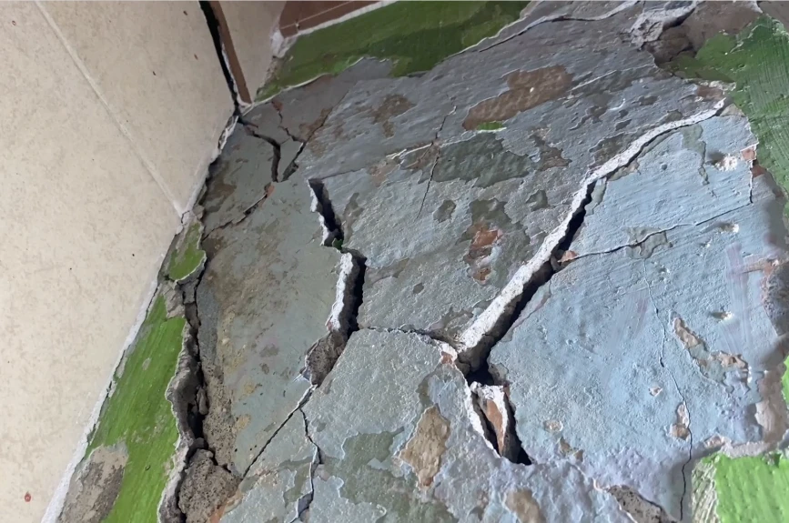 Hogar de la familia Frías después de una explosión.