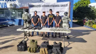Detienen a cuatro sujetos armados en Las Coloradas, Culiacán