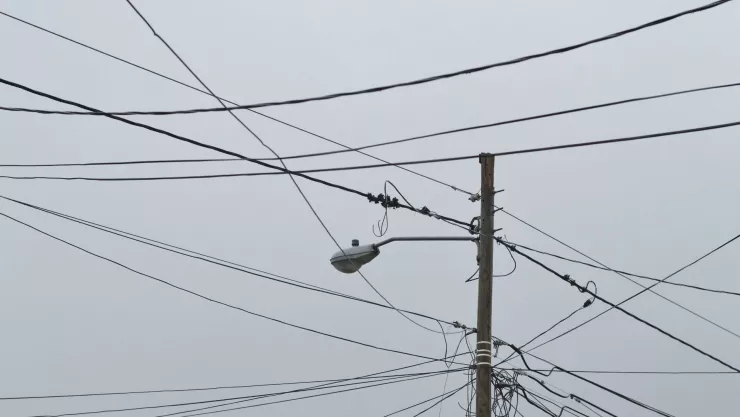 Joven muere al recibir descarga de 13 mil voltios mientras trabajaba en su casa.jpg