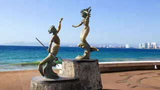 Se mantiene el clima cálido en Puerto Vallarta; Frente Frío no llega a la costa de Jalisco